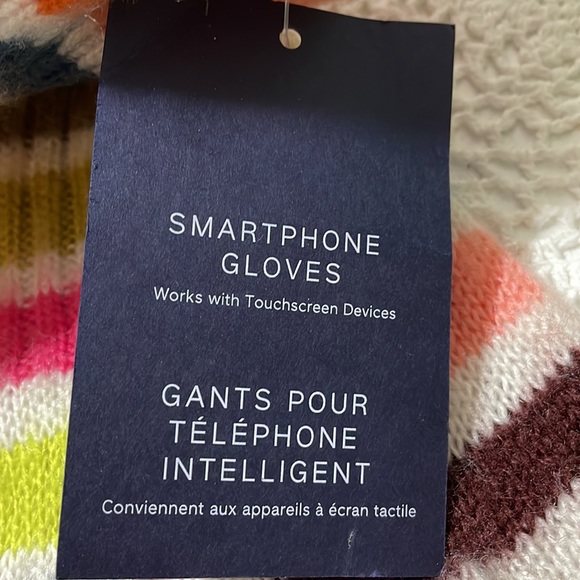 New with tags! GAP Smartphone Gloves 🧤 🧤 - Picture 4 of 6
